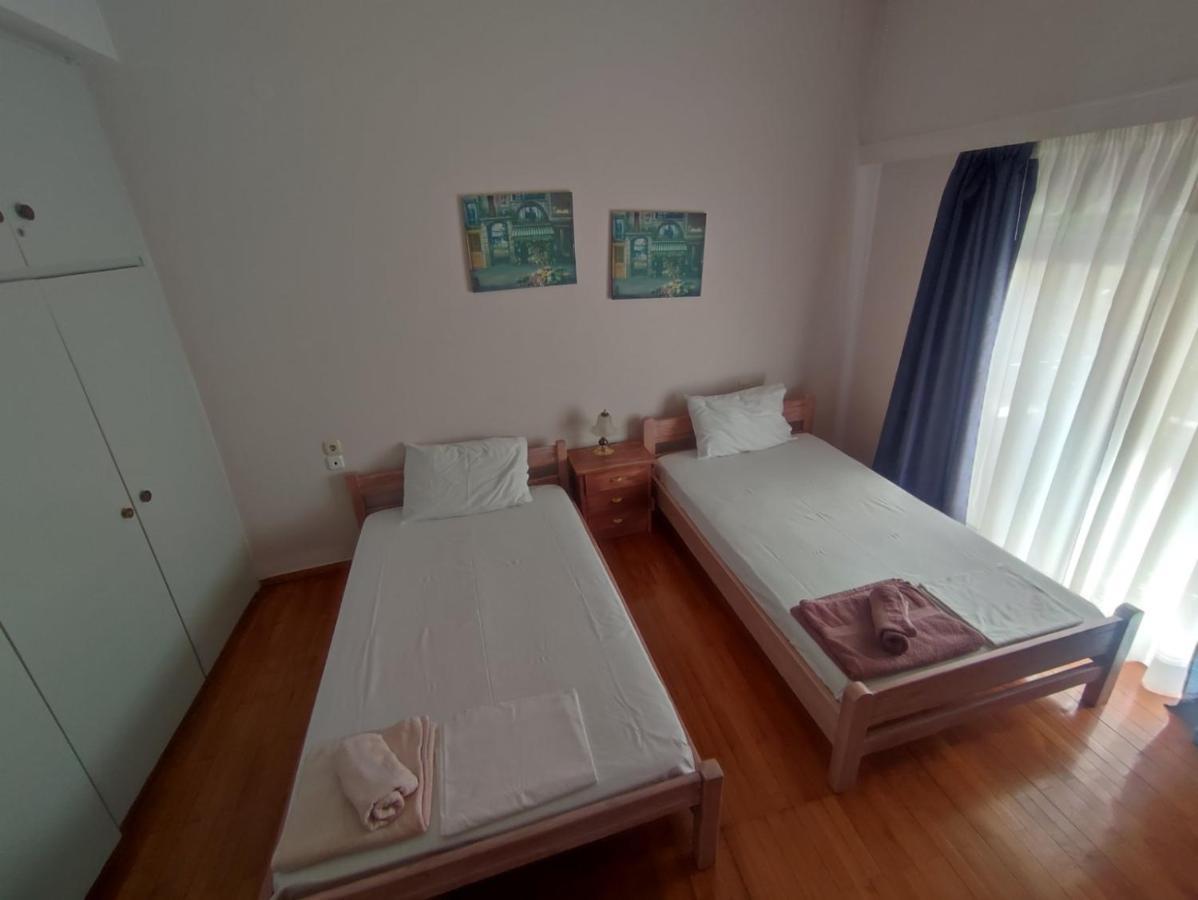 2 Br110 Sqm Free Parking Full Clima Apartment Patras Exterior photo