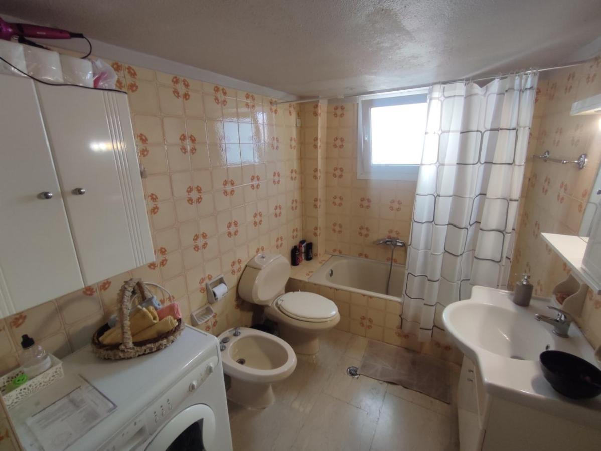 2 Br110 Sqm Free Parking Full Clima Apartment Patras Exterior photo